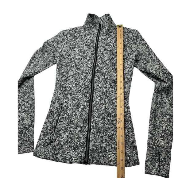 Athleta Shanti Moonflower Jacquard Textured Jacket Black - Picture 9 of 9